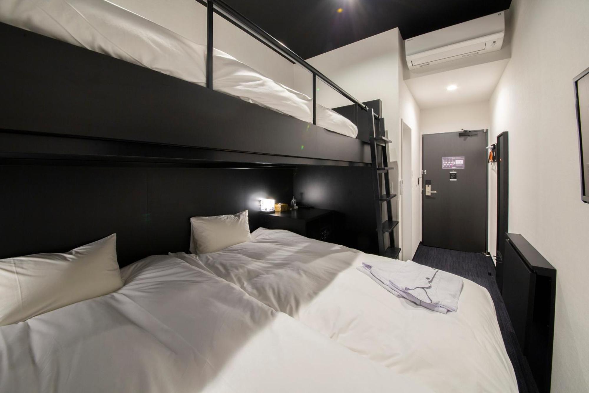 Hotel Trad Replay Osaka Habitación foto